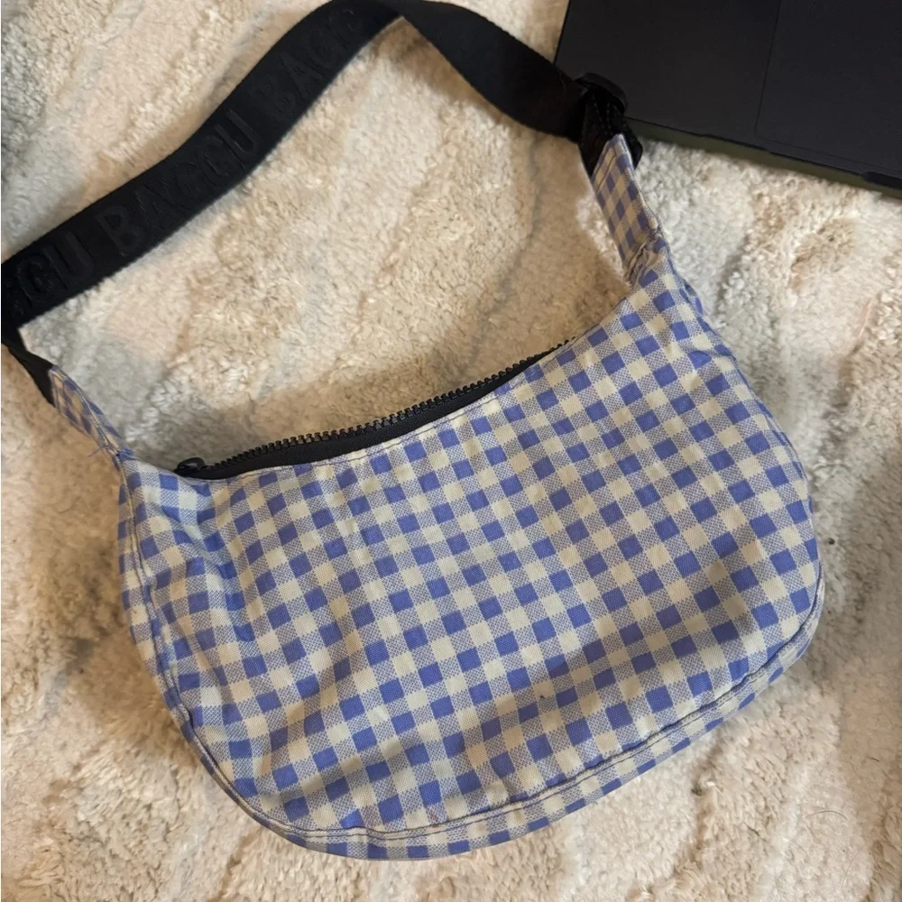 Baggu Small Crescent Bag lilac gingham print - Picture 4 of 7